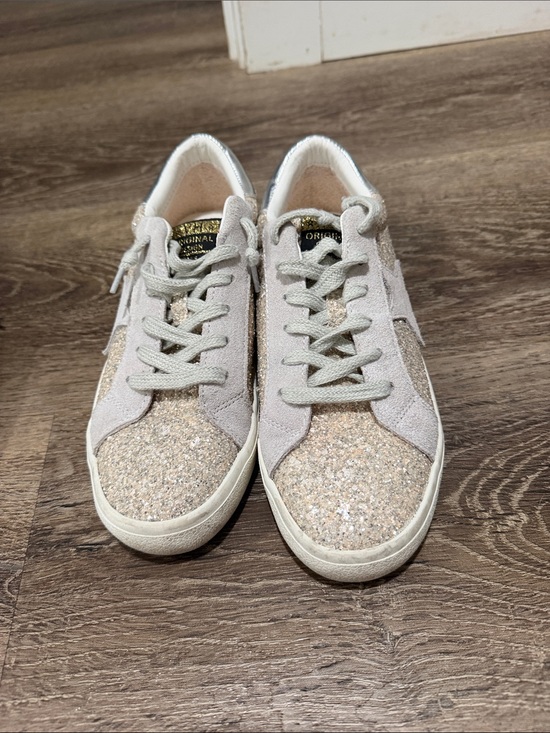 Vintage Havana Shoes - Vintage Havana Glitter Low-Top Sneakers in Light Pink and Gold